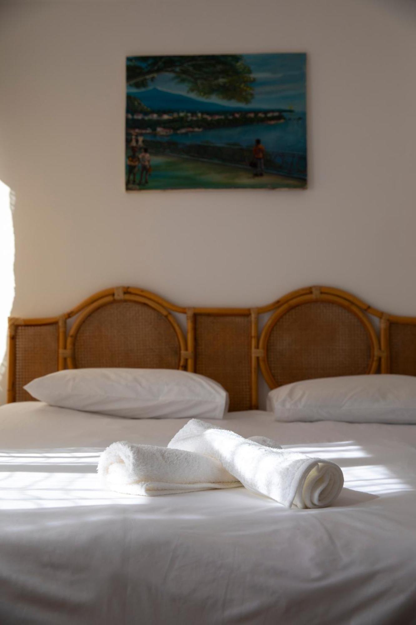 Ami Vine House Hotel Fokváros Kültér fotó